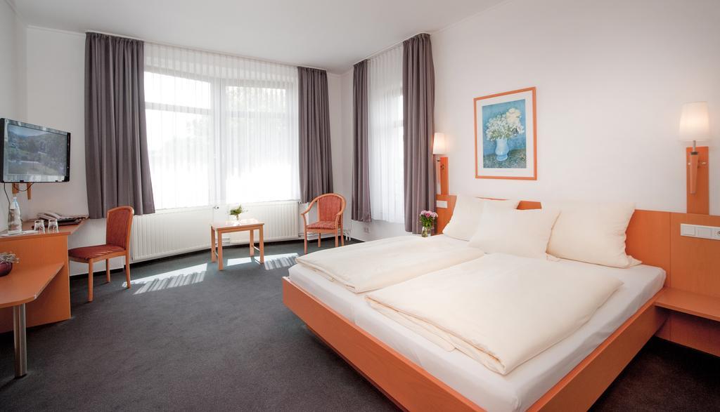 Hotel Hollmann Halle  Luaran gambar